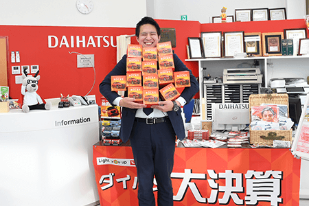 ダイハツBOXティッシュプレゼント